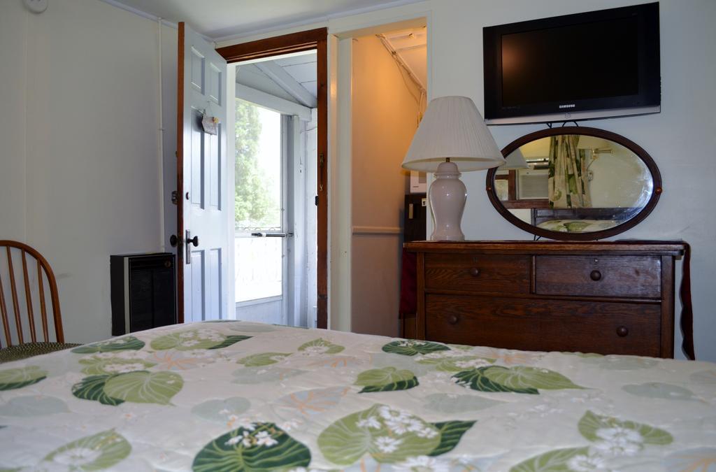 Chamber Lane Motel Round Lake Phòng bức ảnh